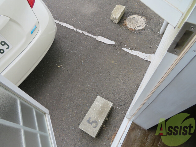 バルコニー　バルコニーはございませんが外に出れる扉がございます。