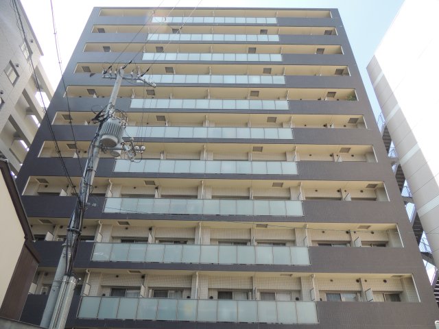 レオンコンフォート新梅田２の建物外観