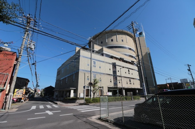 【メゾン岡村の図書館】