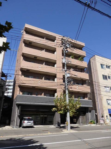 広島市西区横川町のマンションの建物外観