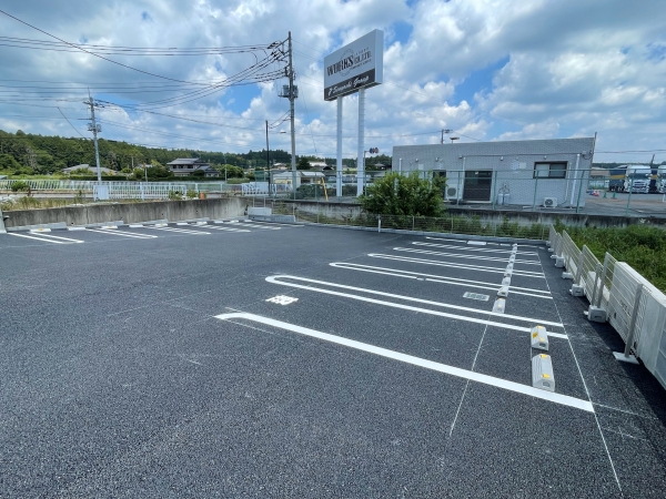 【水戸市三湯町のアパートの駐車場】