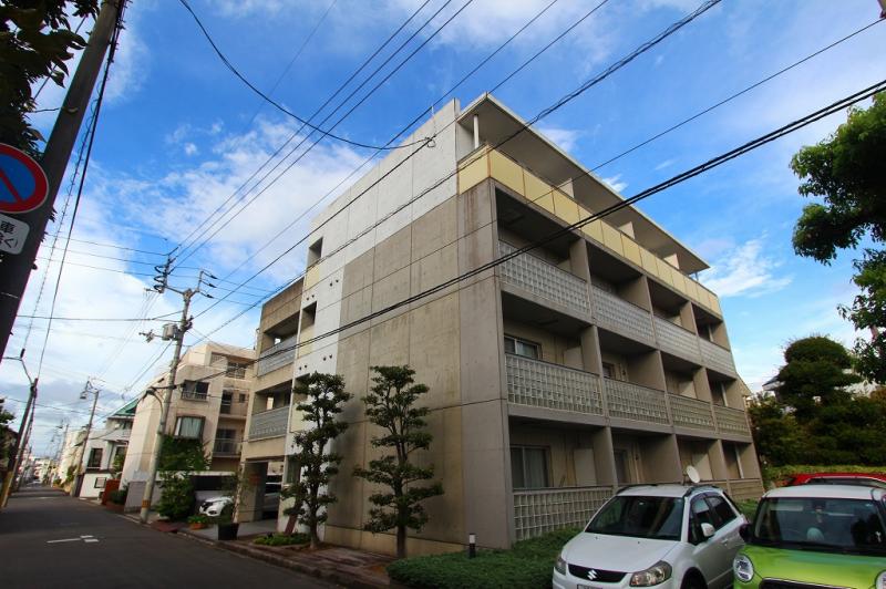 高松市多賀町のマンションの建物外観