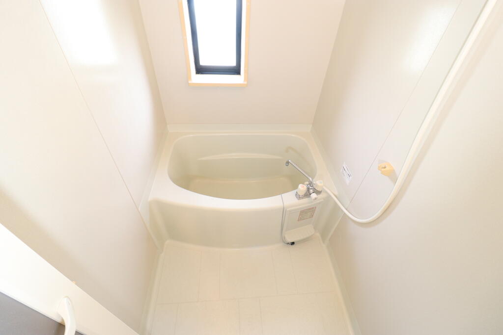 バス・シャワールーム　バスルーム