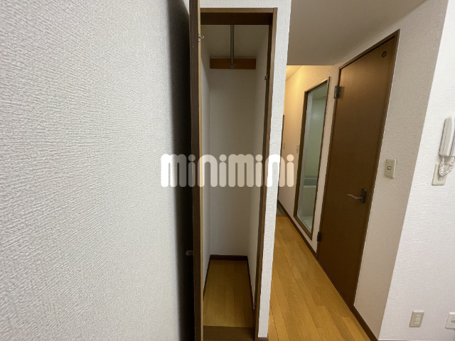 収納　奥行きのあるクローゼット♪