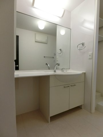 洗面設備　イメージ202号室の写真