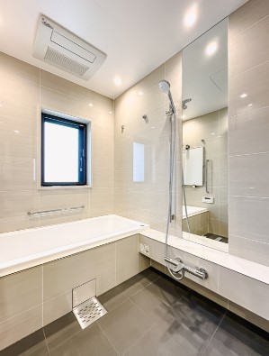 バス・シャワールーム　バス