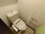 トイレ　トイレは綺麗でウォッシュレットも付いて快適にお使い頂けます。
