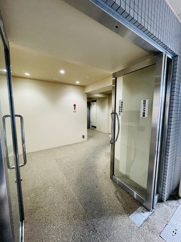 エントランス　エントランス内