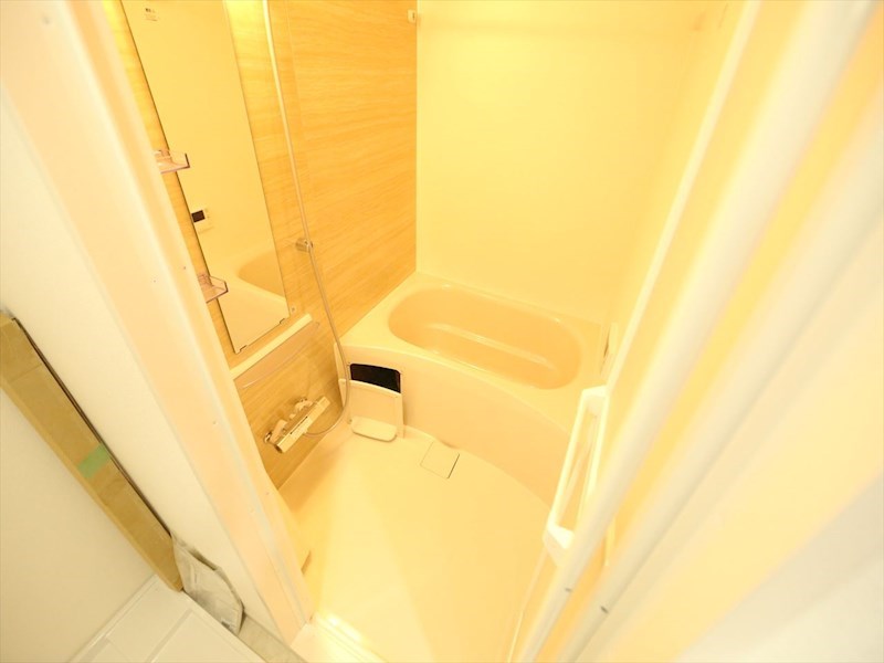 バス・シャワールーム　浴室暖房乾燥機付　追い焚き・オートバス機能付お風呂