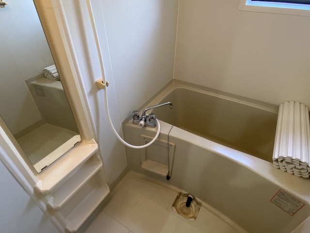 バス・シャワールーム　浴室