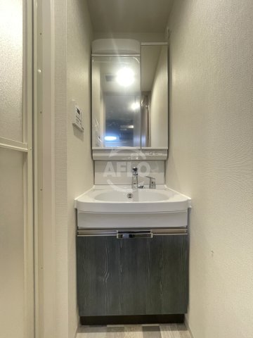 洗面設備　ファステート難波ヴィラント　独立洗面台