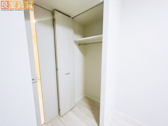 収納　※このお写真は新築時のお写真です。現状優先