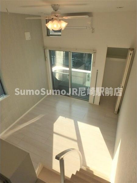 居室・リビング　居間です