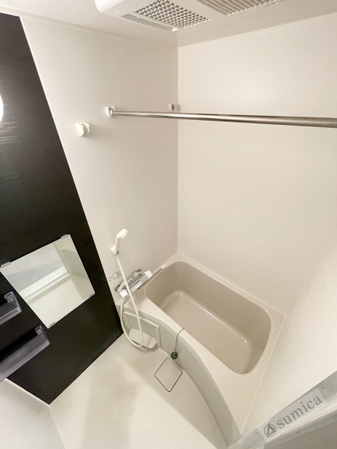 バス・シャワールーム　あったかお風呂、ひんやりお風呂、洗濯物も乾かせる浴室暖房乾燥