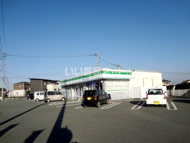 コンビニ　ファミリーマート 合志黒石原店（コンビニ）まで871m