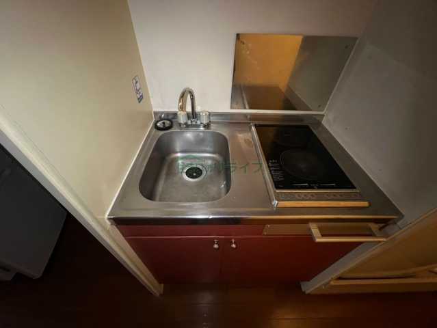 キッチン　同部屋参考写真です