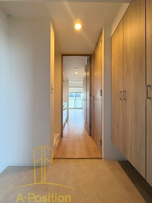 玄関　Alivis九条