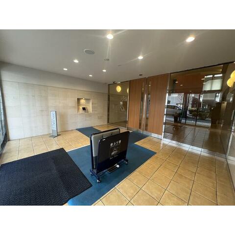 エントランス　オートロック完備♪