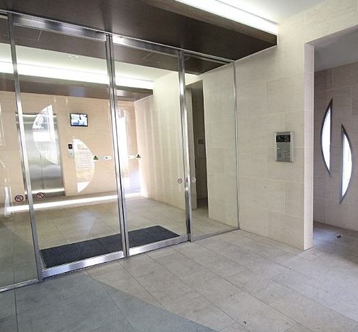 エントランス　★安心のオートロック完備★