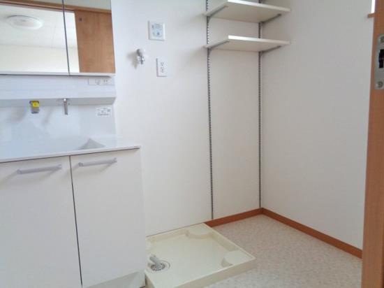 居室・リビング　室内洗濯機置場