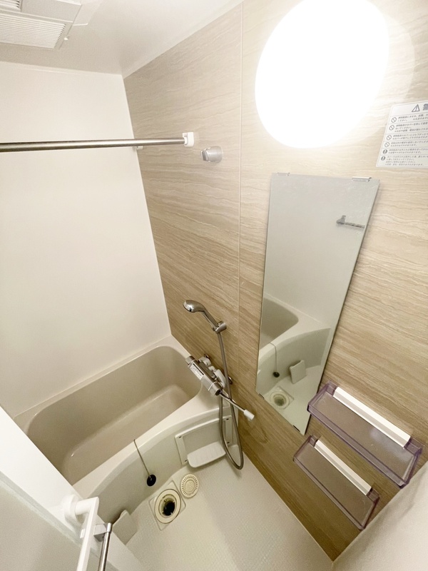 バス・シャワールーム　風呂