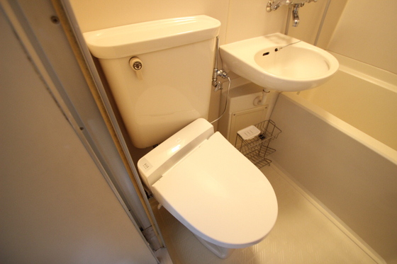 トイレ　※別のお部屋の写真になります