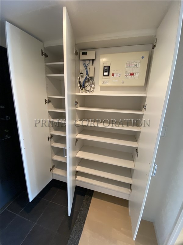 玄関　※参考写真※