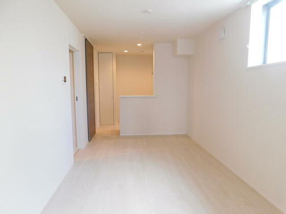 居室・リビング　※同一間取りの別部屋参考写真です※