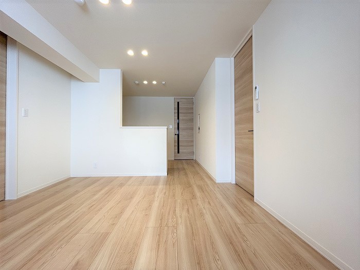 居室・リビング　※写真は別室類似間取りとなります。