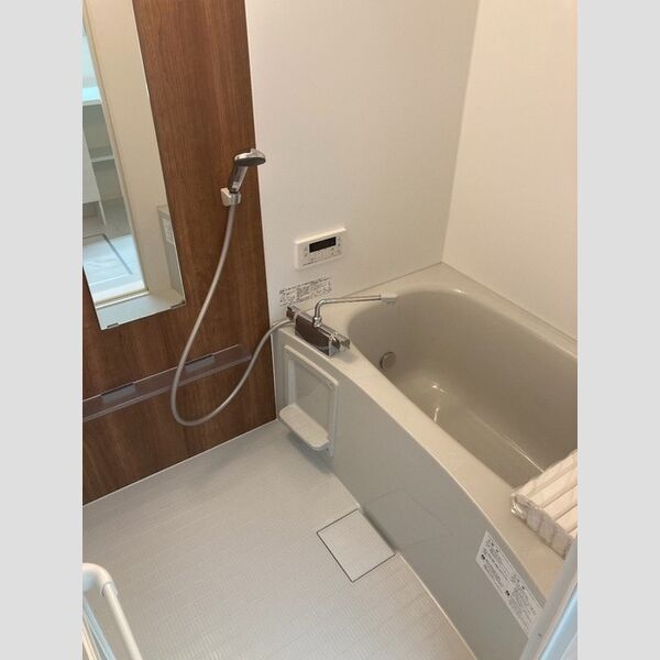 バス・シャワールーム　浴室