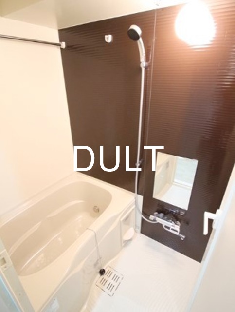 バス・シャワールーム　バスルームです。