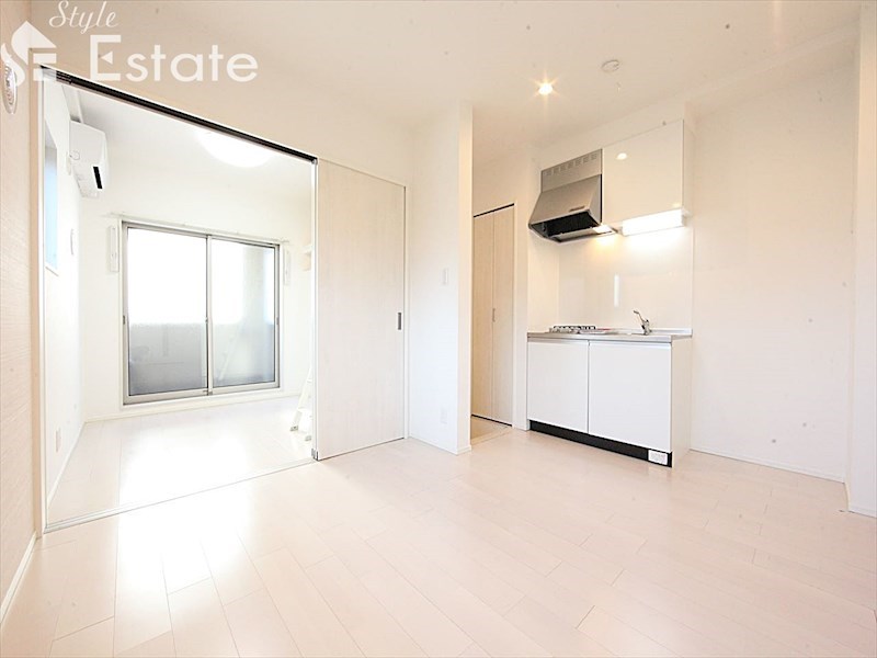 居室・リビング　内装