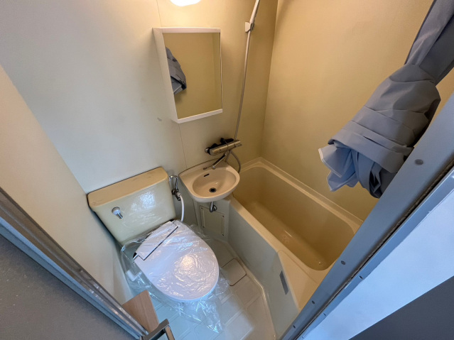 バス・シャワールーム