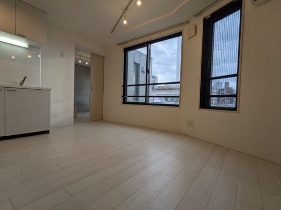 居室・リビング　☆明るい居室☆