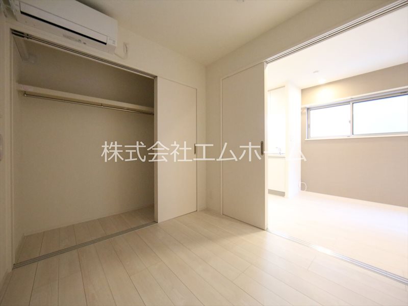 収納　洋室4.1帖　クローゼット付（収納充実してます）