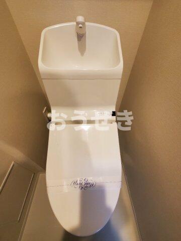 トイレ　※同仕様参考写真