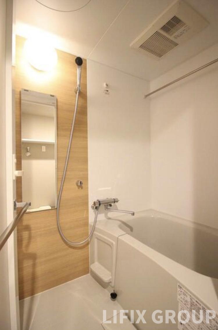 バス・シャワールーム　風呂