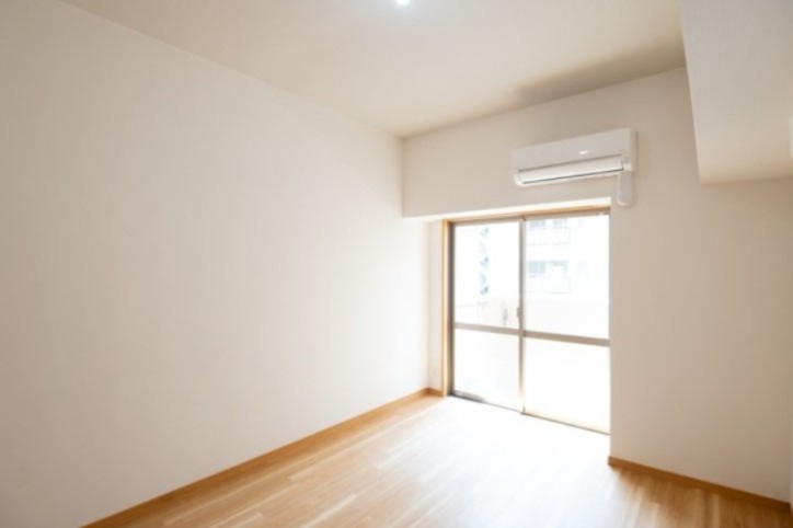 居室・リビング　反転タイプ・別部屋参考写真