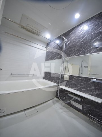 バス・シャワールーム　なんばグランドマスターズタワー　風呂