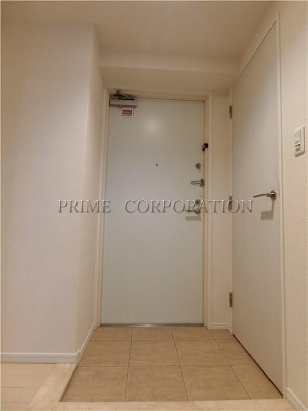 玄関　※参考写真※