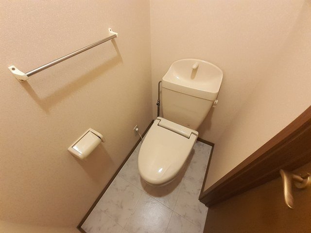 トイレ　シンプルで使いやすいトイレです