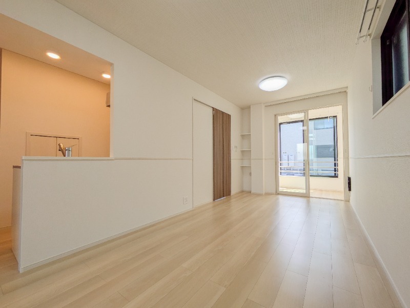 居室・リビング　図面と現状に相違がある場合には現状を優先