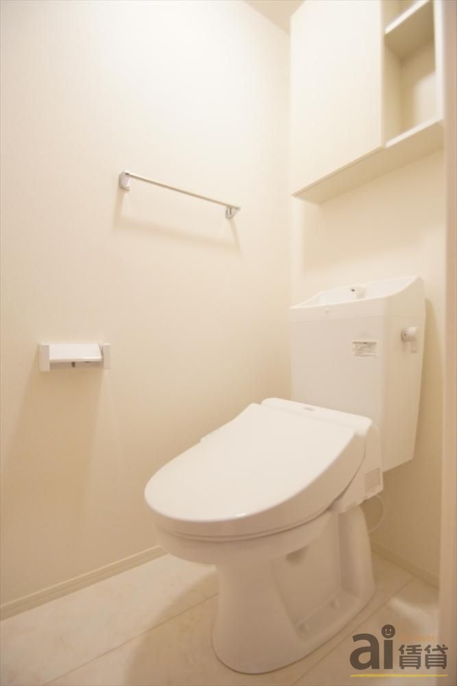 トイレ　※同仕様写真です