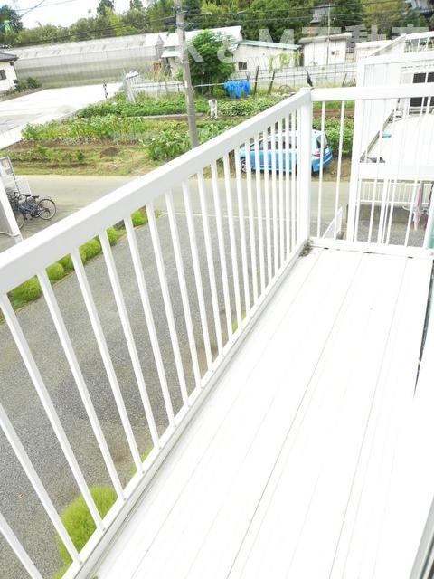 バルコニー　外からの目が気にならないバルコニーで洗濯物が干せます