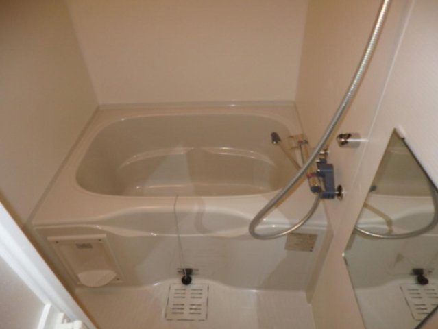 バス・シャワールーム　浴室