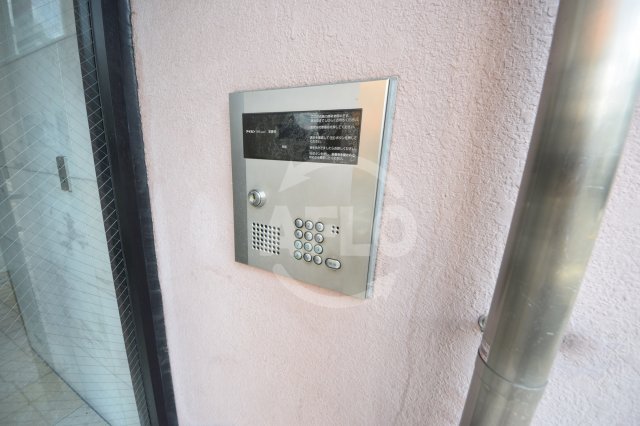 セキュリティ　ロジュマン上本町　オートロック