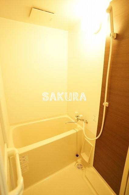 バス・シャワールーム　清潔感のある快適バスルーム♪