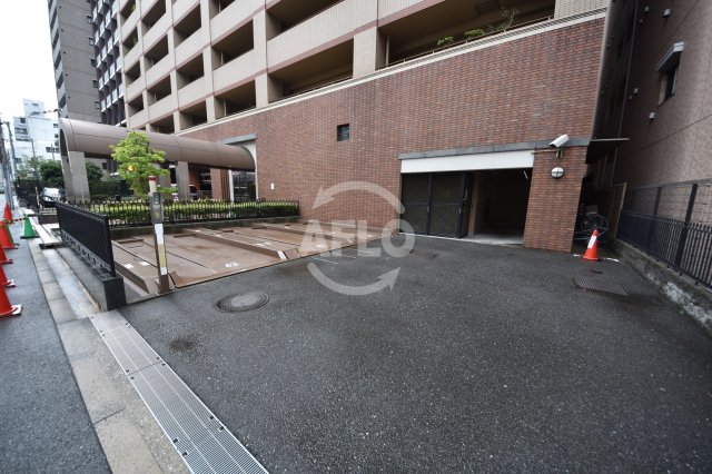 駐車場　ローレルコート西本町　駐車場