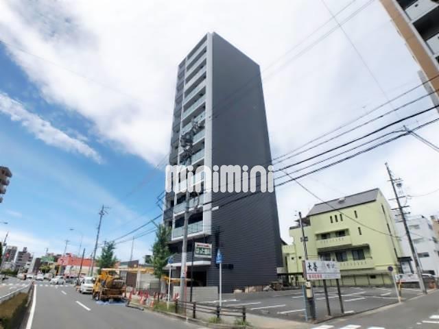 建物外観　総タイル張り