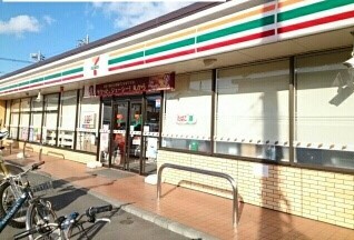 コンビニ　セブンイレブン（コンビニ）まで450m